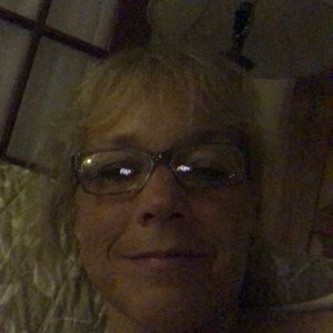 Meet your Posher, Dayna